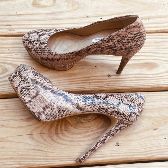 Diane Von Furstenberg Pink and Black Snake Skin Heels Size 8.5 - Picture 5 of 12